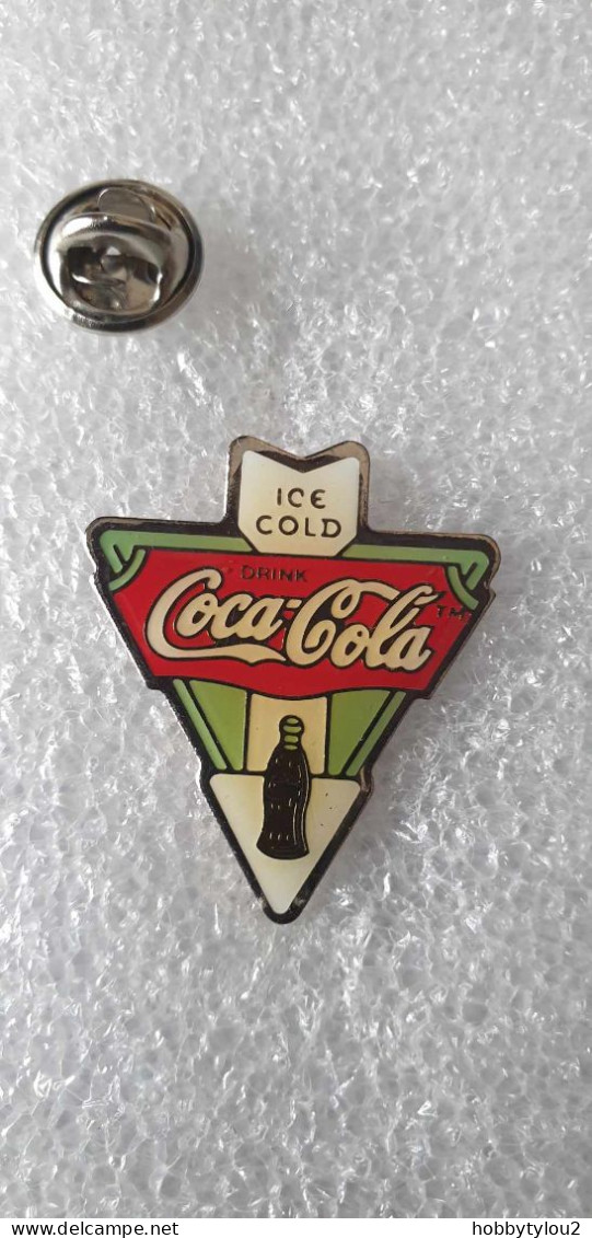 Pin's Ice Cold Drink Coca-Cola - Coca-Cola