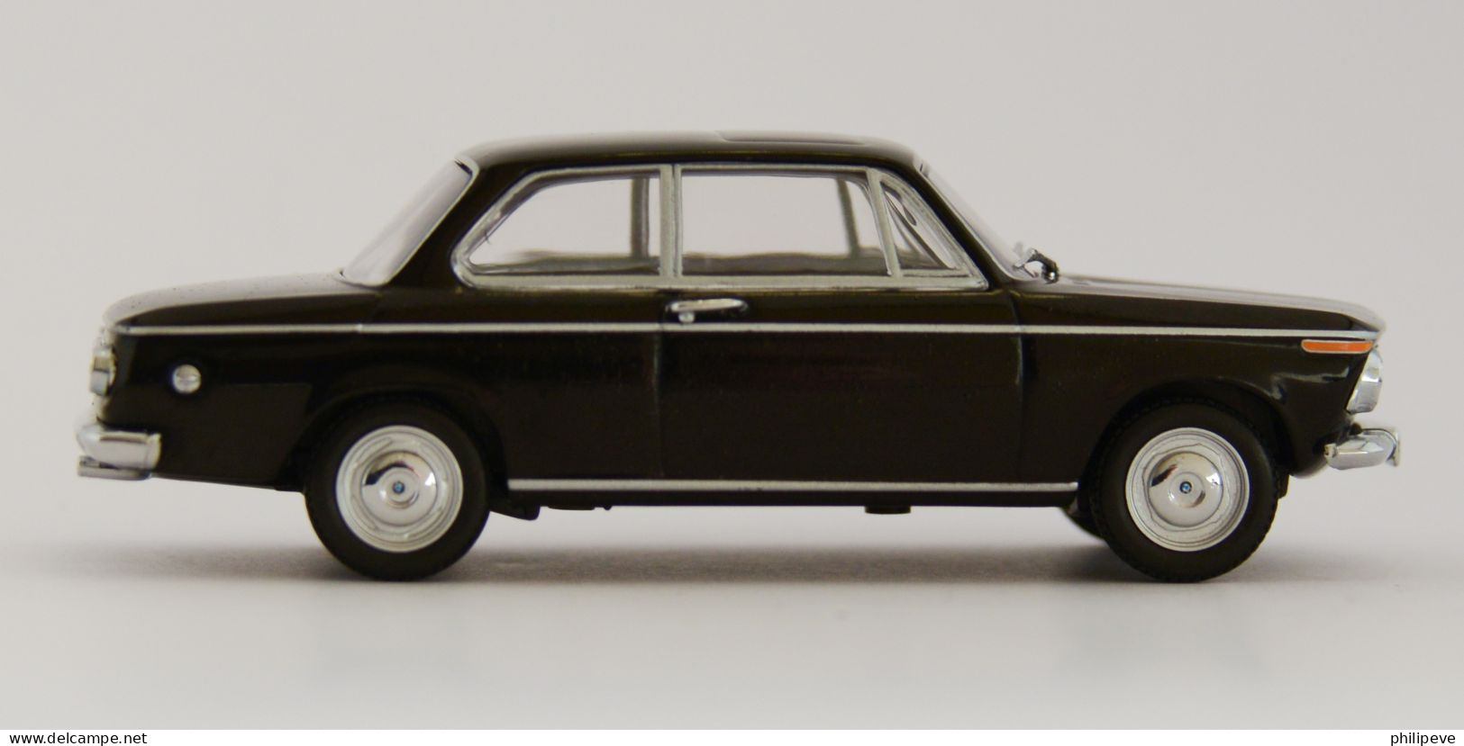 BMW 1600 - MINICHAMPS 1:43 - Minichamps