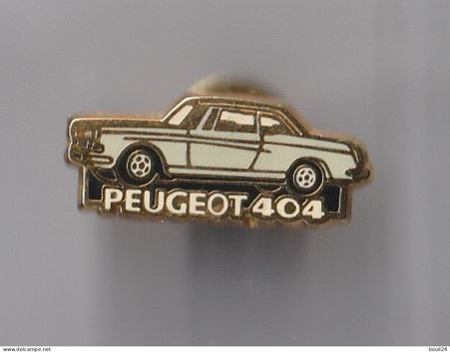 PIN'S THEME AUTOMOBILE PEUGEOT  404 COUPE  SIGNE  HELIUM - Peugeot