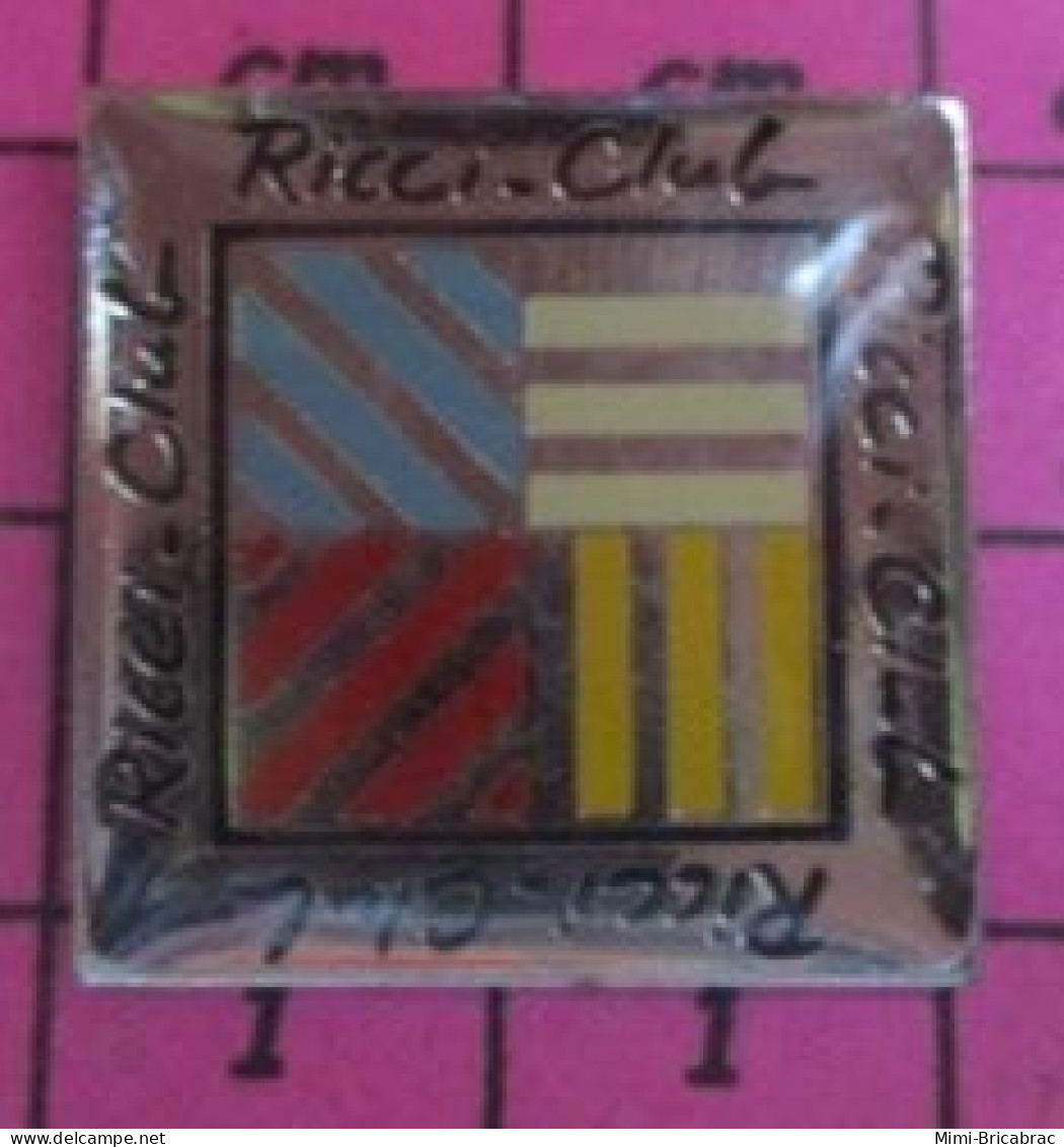 516B  Pin's Pins / Beau Et Rare / PARFUMS / NINA RICCI CLUB - Perfume