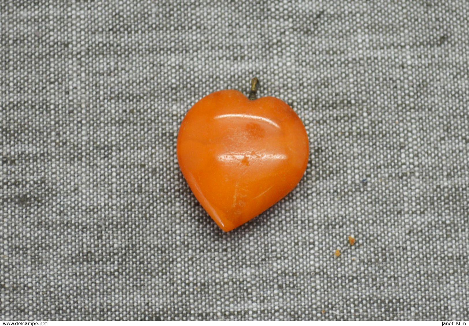 Vintage Amber Pendant In The Shape Of A Heart - Anhänger