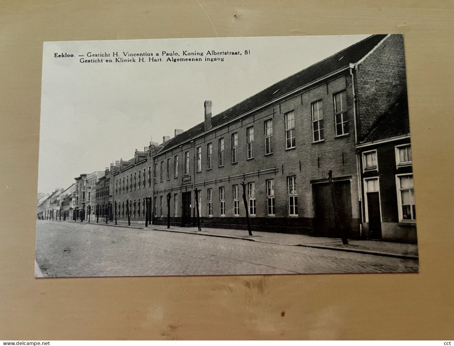 Eekloo Eeklo    Gesticht H Vincentius A Paulo Koning Albertstraat 81  Algemeenen Ingang - Eeklo