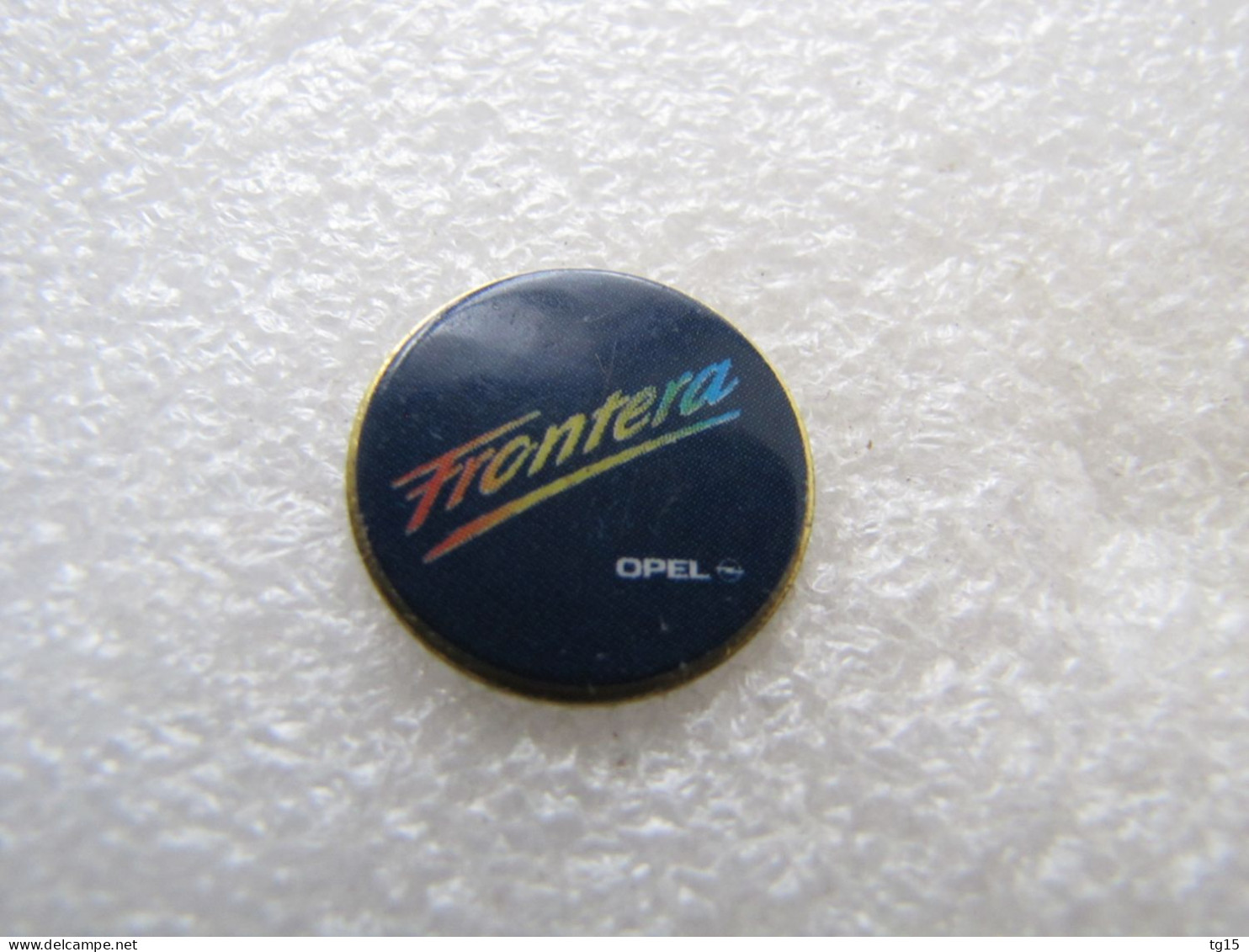 PIN'S    OPEL  FRONTERA - Opel