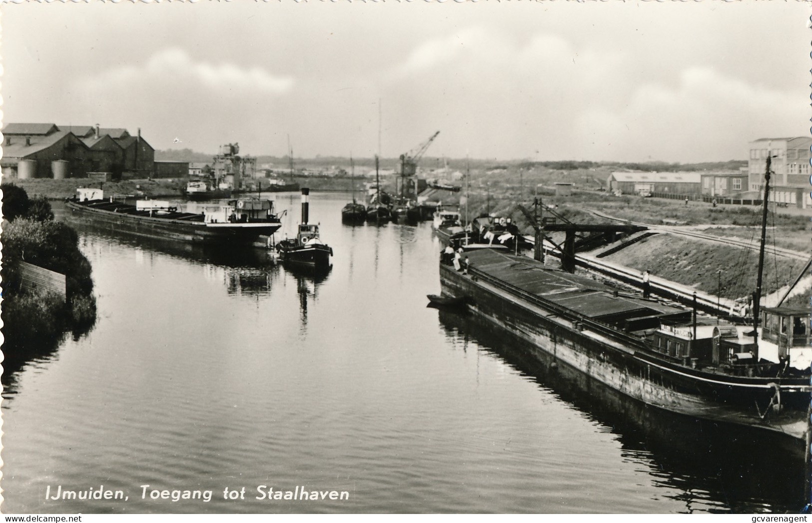 IJMUIDEN  TOEGANG TOT STAALHAVEN    -      FOTOKAART         ZIE SCANS - IJmuiden