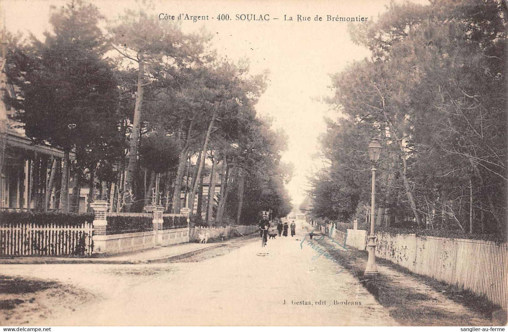 CPA 33 SOULAC / LA RUE DE BREMONTIER - Soulac-sur-Mer