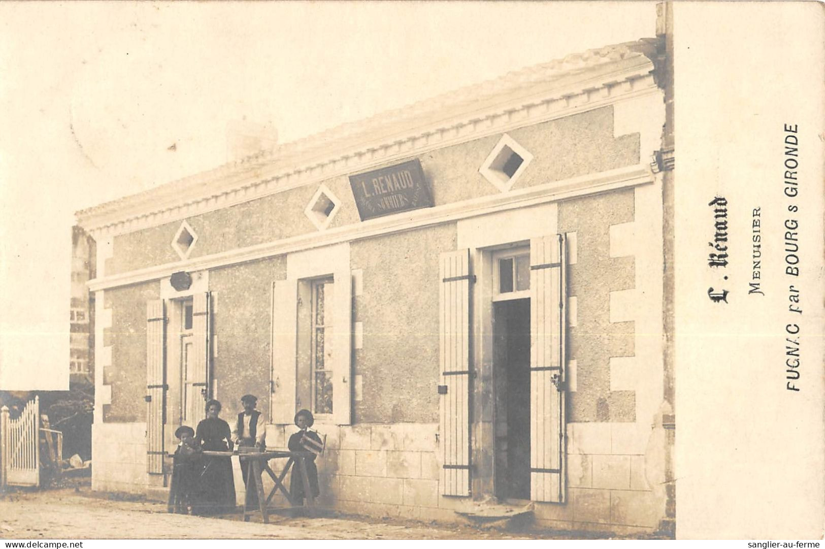 CPA 33 CARTE PHOTO PUGNAC PAR BOURG SUR GIRONDE L.RENAUD MENUISIER / VIEUX METIER DANS LA RUE - Otros & Sin Clasificación