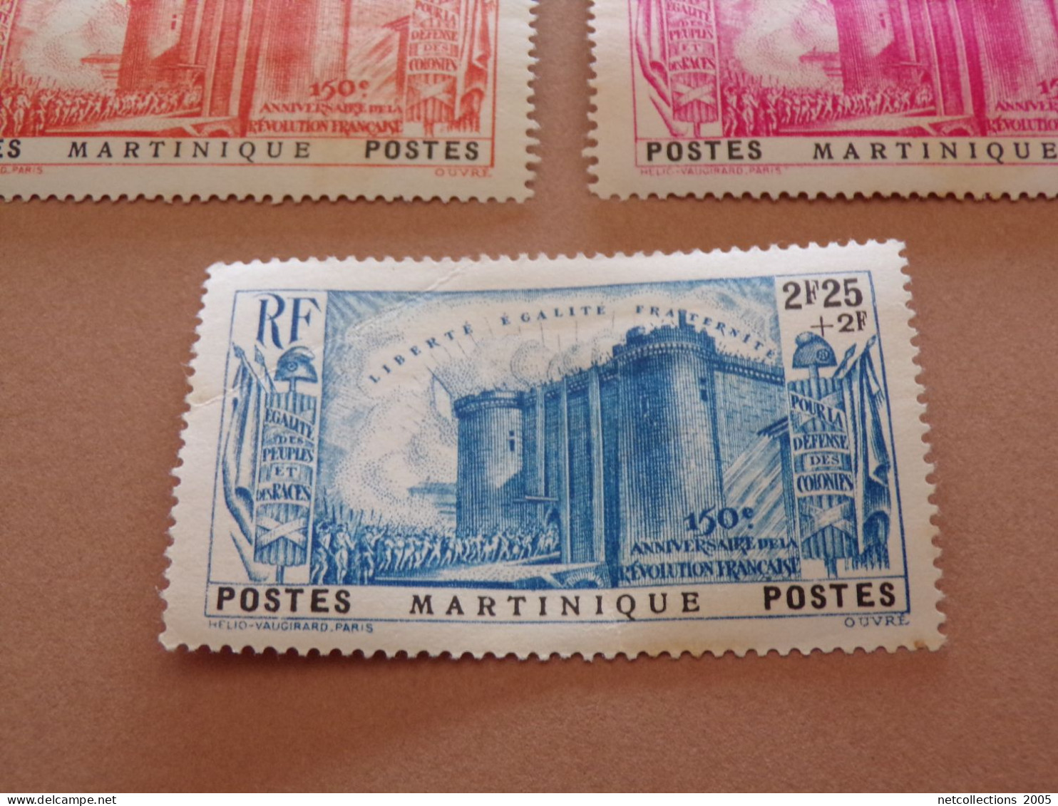 TIMBRES COLONIE FRANCE MARTINIQUE 1939 SERIE N°170/174 NEUF AVEC CHARNIERES (Pochette Roses) - Neufs