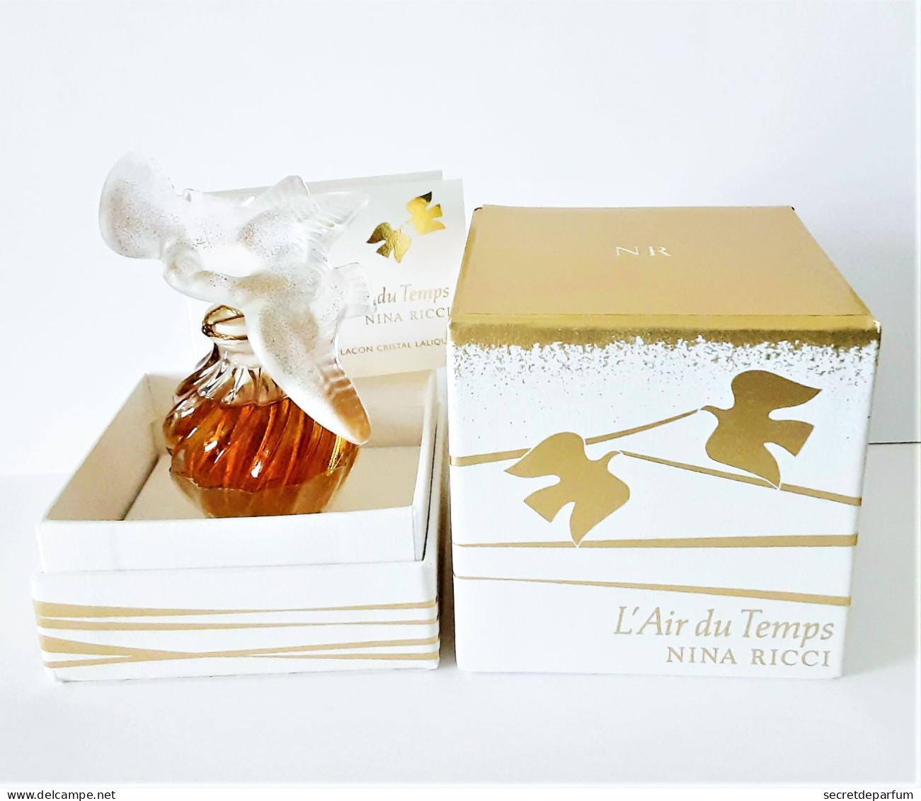 Flacon L'AIR  Du TEMPS  De NINA RICCI PARFUM 15 Ml  Flacon LALIQUE  COLOMBE DORÉE  Edition Limitée  2677 / 2880 + Boite - Femme