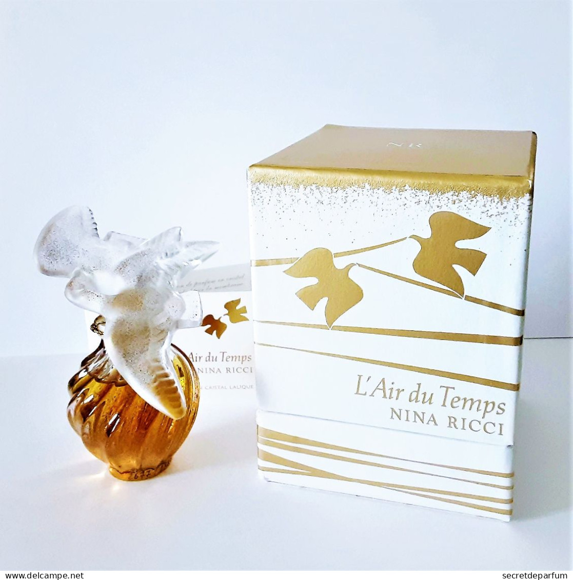 Flacon L'AIR  Du TEMPS  De NINA RICCI PARFUM 15 Ml  Flacon LALIQUE  COLOMBE DORÉE  Edition Limitée  2677 / 2880 + Boite - Women