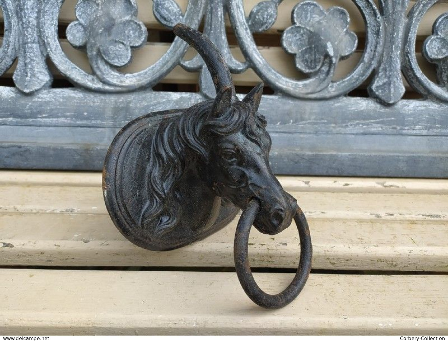 Ancienne Tête De Cheval Haras Fonte Fonderie Camion Frères - Metall