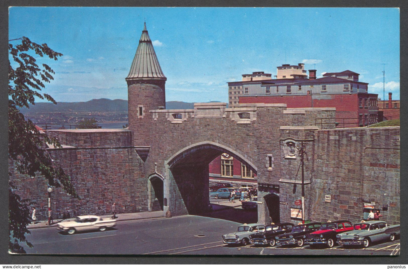 PORTE ST. JEAN CANADA, QUEBEC - Québec - Les Rivières