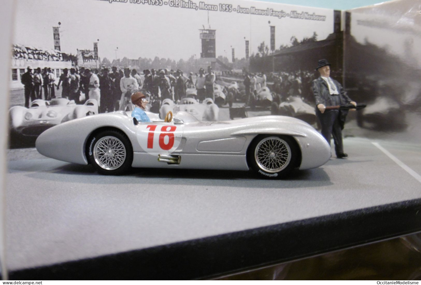 Brumm - MERCEDES W196C GP Italia / 50 Anniversary 1955 Fangio + Neubauer Réf. AS34 1/43 - Brumm