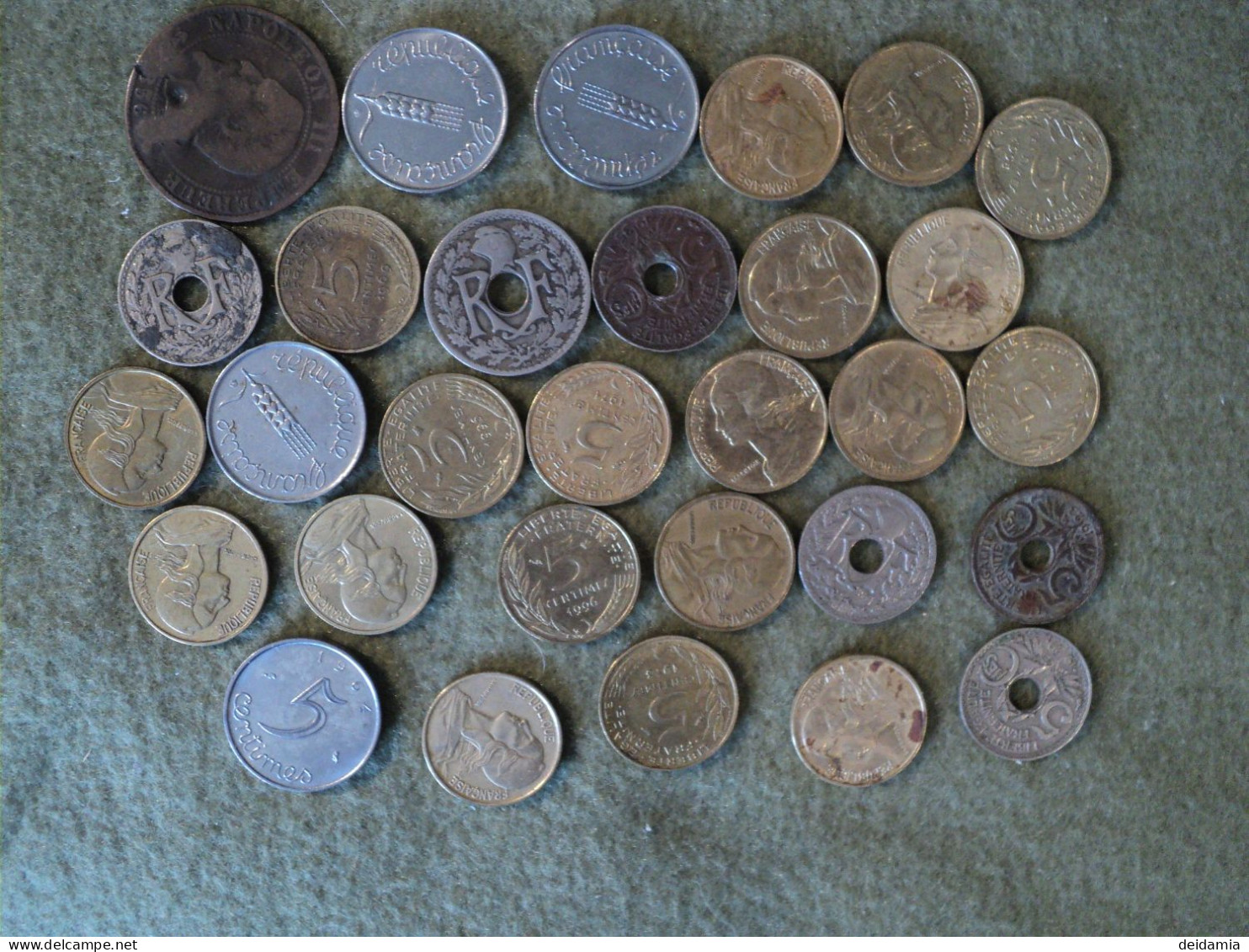 LOT DE 30 PIECES DIFFERENTES DE 5 CENTIMES. 1856 / 1998 - Lots & Kiloware - Coins