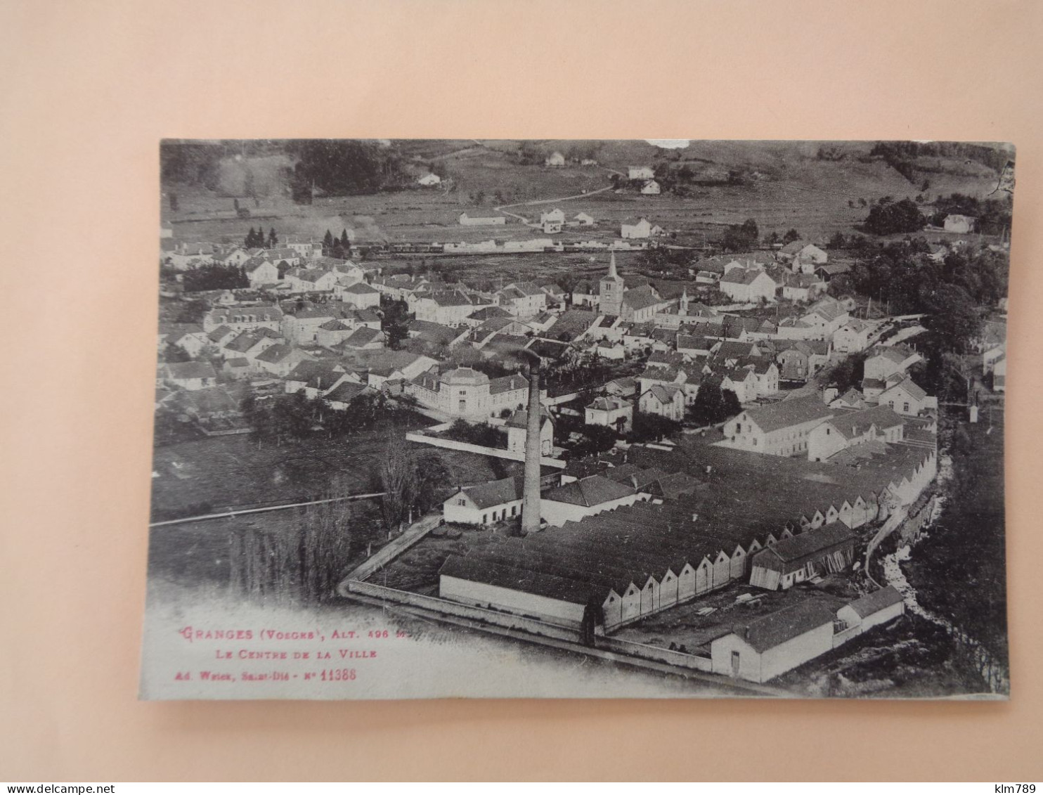 88 - Vosges - Granges - Vue Aérienne - Le Centre De La Ville - L'usine - - Granges Sur Vologne