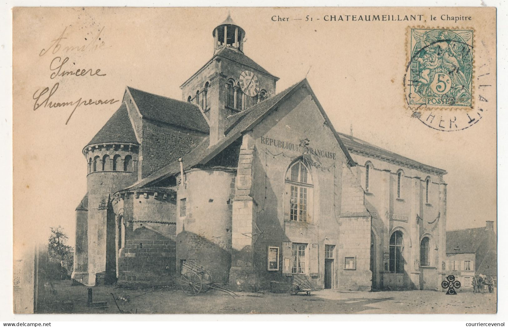 CPA - CHATEAUMEILLANT (Cher) - Le Chapitre - Châteaumeillant