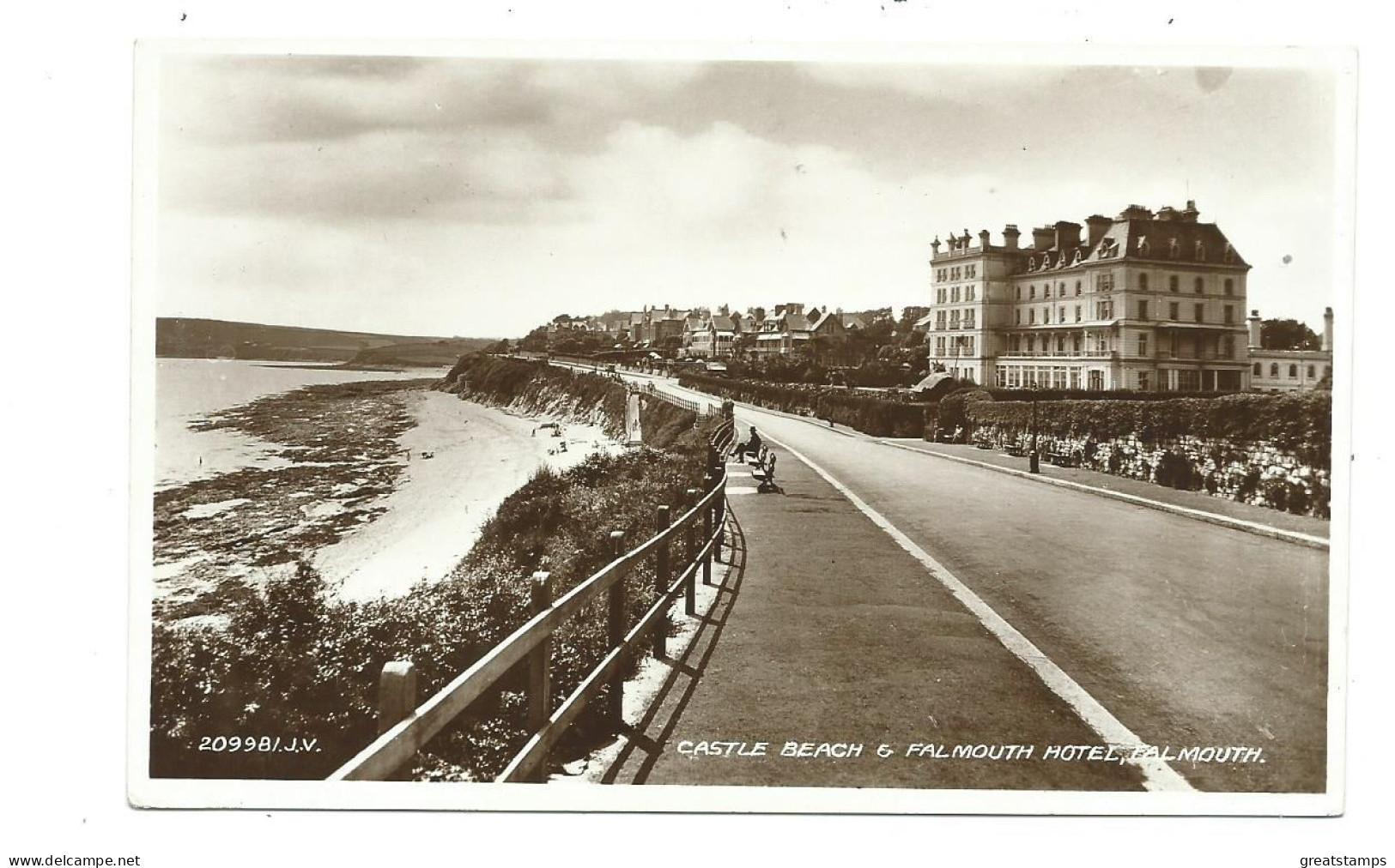 Postcard Cornwall Falmouth Castle Beach Falmouth Hotel Unused Rp - Falmouth