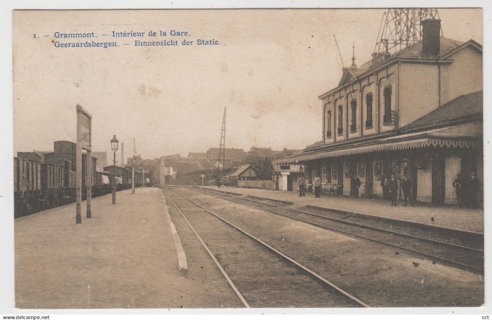 Grammont  Geraardsbergen   Intérieur De La Gare  Binnenzicht Der Statie - Geraardsbergen