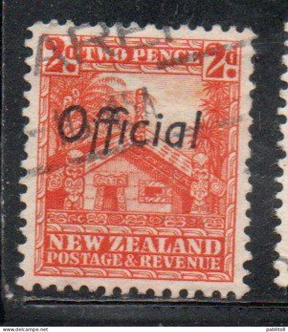 NEW ZEALAND NUOVA ZELANDA 1936 1942 1938 OFFICIAL STAMPS MAORI CARVED HOUSE OVERPRINTED 2p USATO USED OBLITERE' - Used Stamps