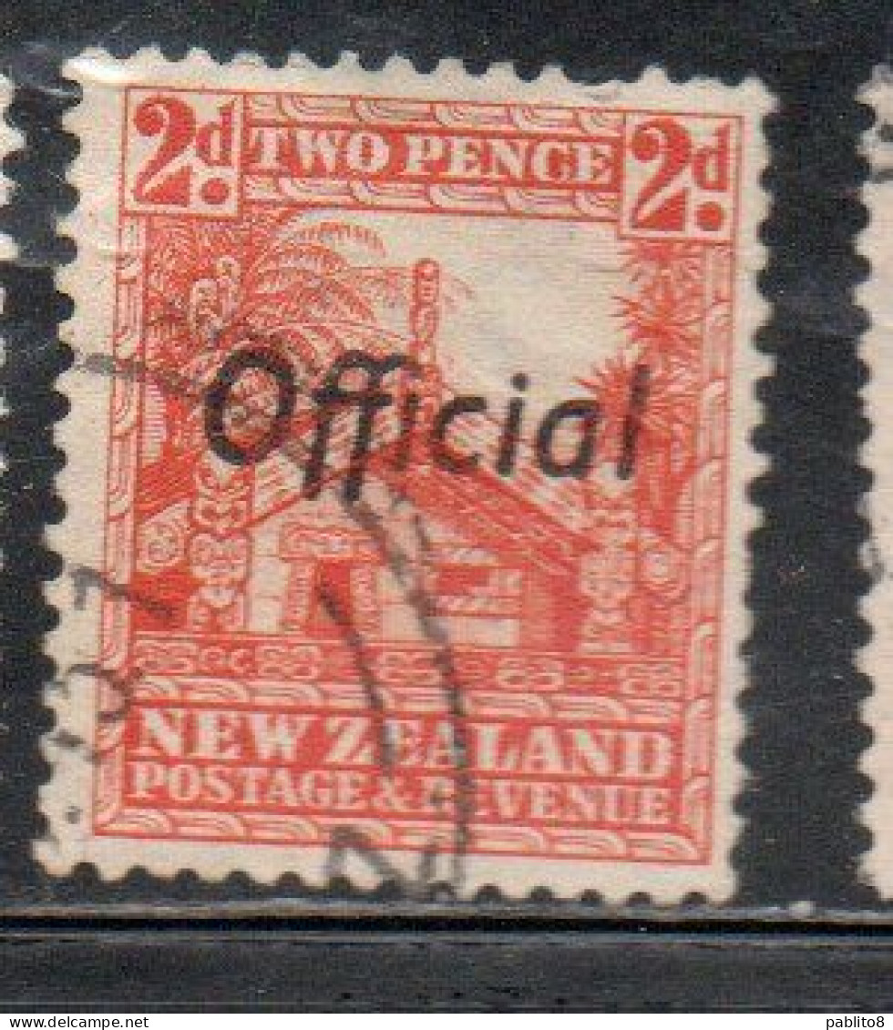 NEW ZEALAND NUOVA ZELANDA 1936 1942 1938 OFFICIAL STAMPS MAORI CARVED HOUSE OVERPRINTED 2p USATO USED OBLITERE' - Used Stamps