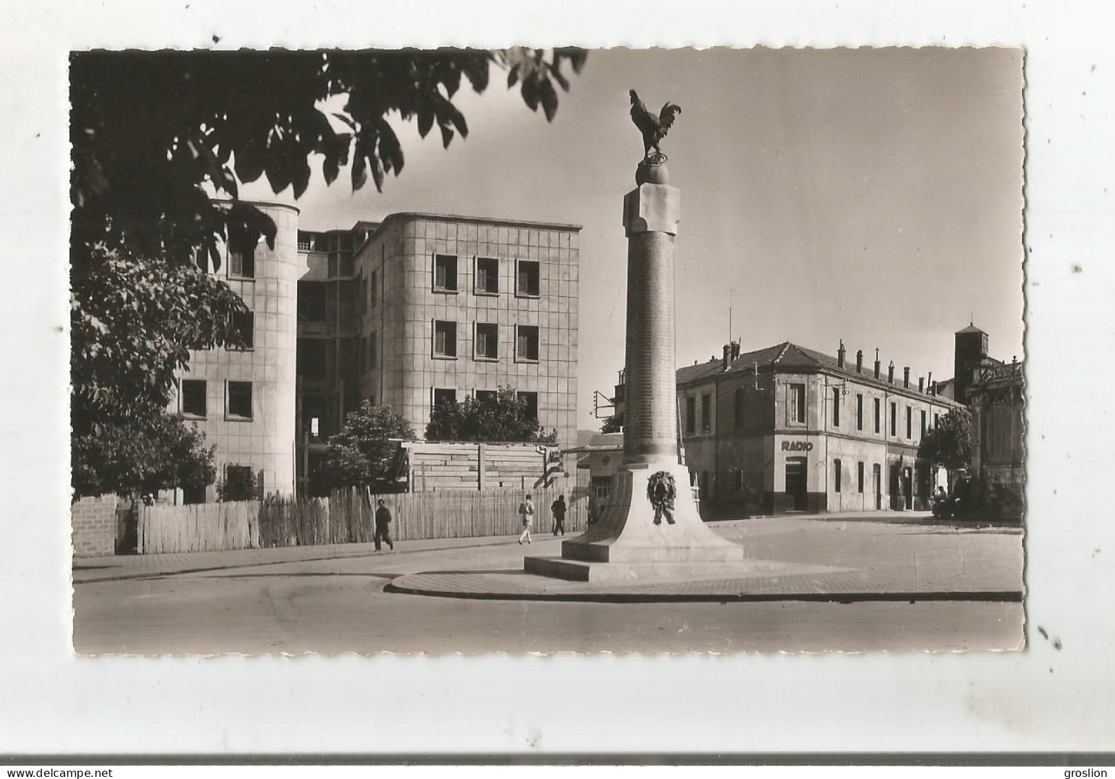 SOUK AHRAS 14 CARTE PHOTO LA PLACE DU MONUMENT - Souk Ahras