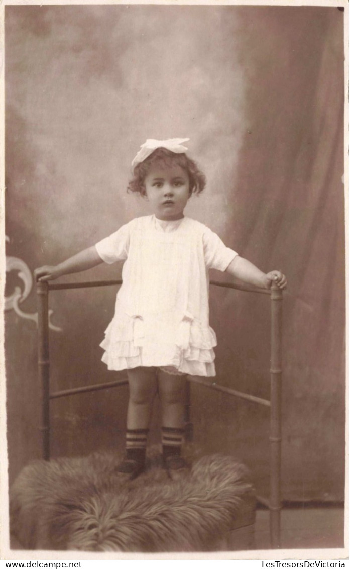 ENFANT - Portrait D'une Petite Fille - Carte Postale Ancienne - Retratos