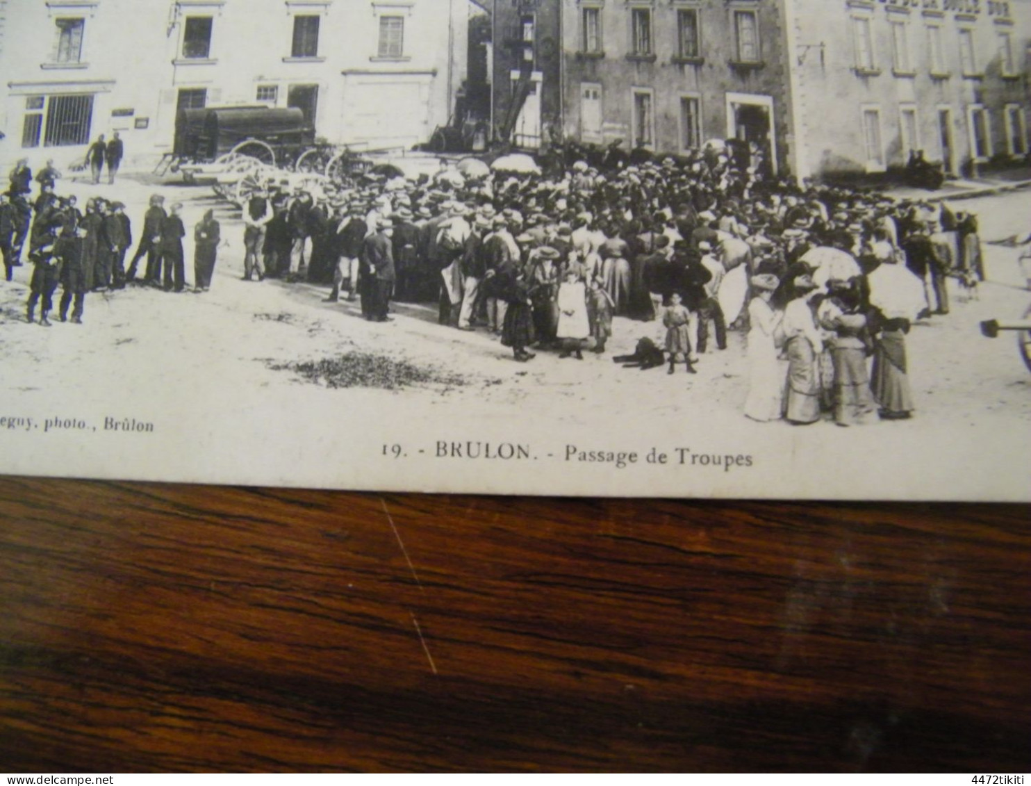 CPA - Brûlon (72) - Passage De Troupes - Place De La Mairie - Hôtel De La Boule D'Or Maison Toupin - 1908 - SUP  (HR 19) - Brulon