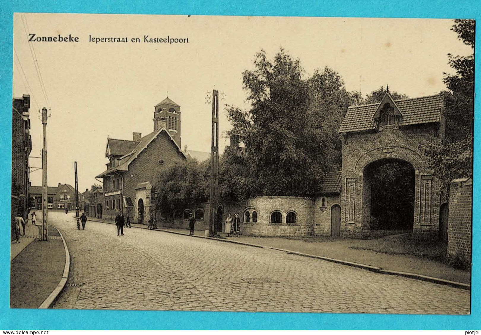 * Zonnebeke (bij Ieper - West Vlaanderen) * (Uitg K. Durnez) Ieperstraat En Kasteelpoort, église, Entrée Du Parc - Zonnebeke