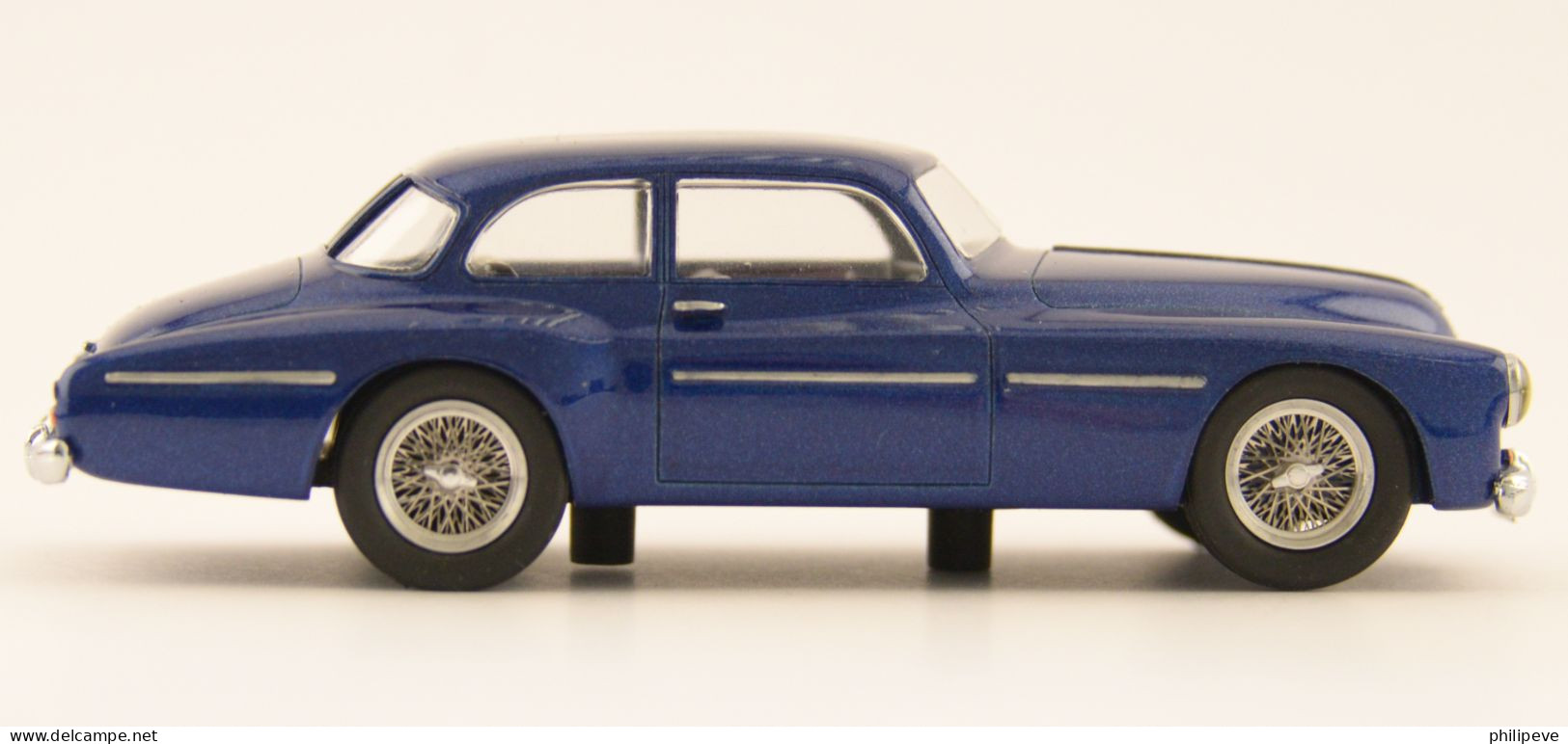 DELAHAYE Coach Motto 1951 - PARADCAR 1:43 - Paradcar