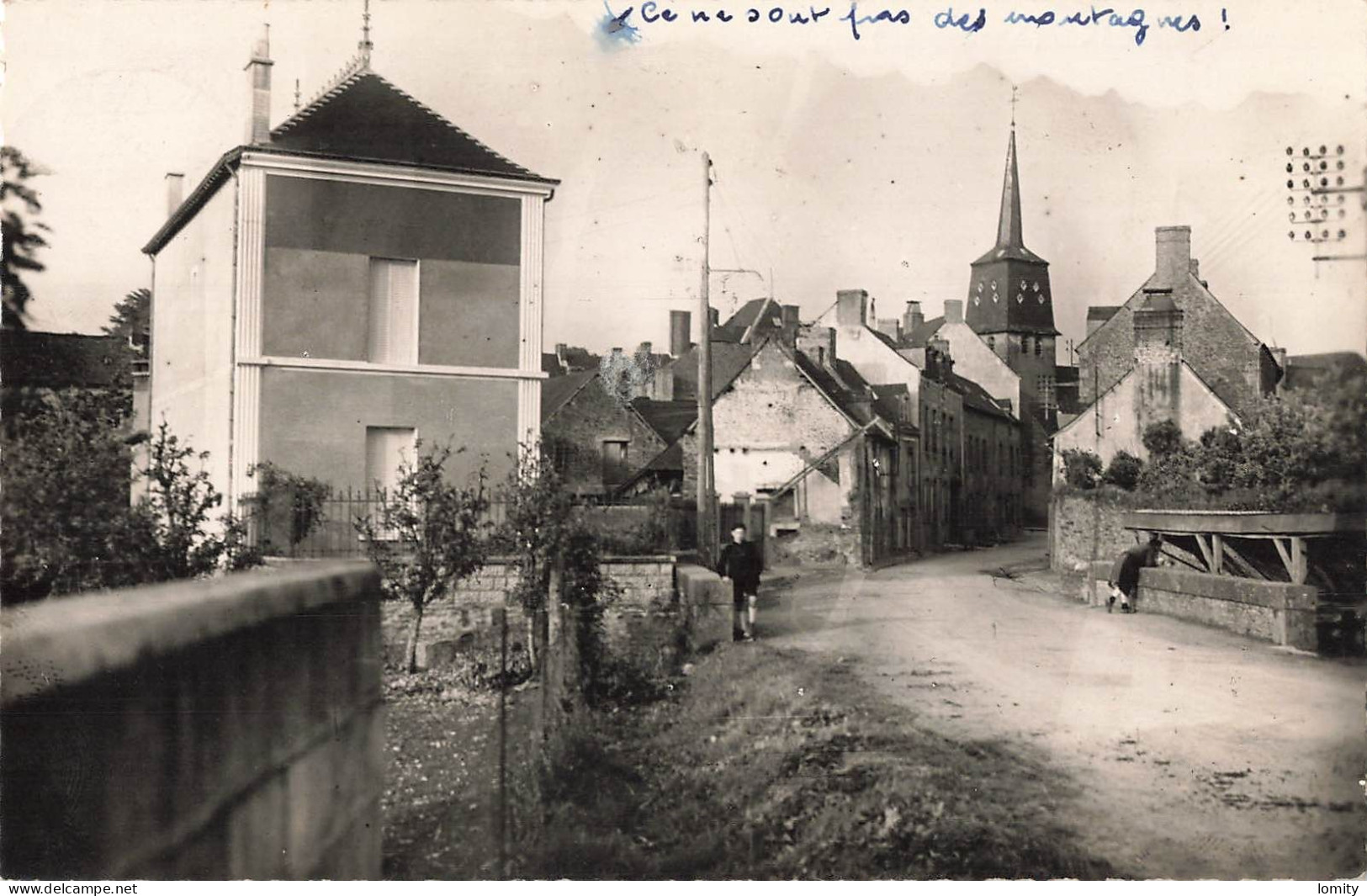 53 Bais Rue Sainte Gemmes CPSM PF Cachet Bais 1952 - Bais