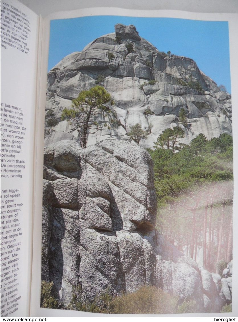 Corsica en Sardinië - Album Artis Historia compleet met alle chromo's Middellandse Zee natuur cultuur architectuur kunst