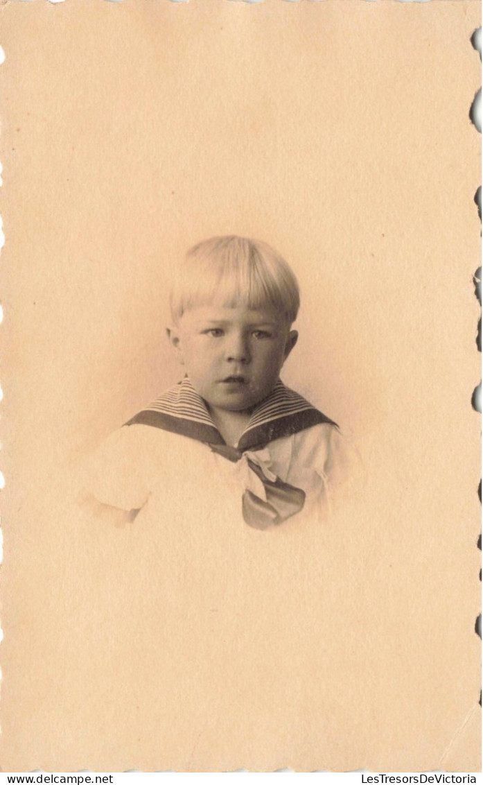 ENFANT - Portrait - Portrait D'un Garçon En Tenue De Marin   - Carte Postale Ancienne - Portraits