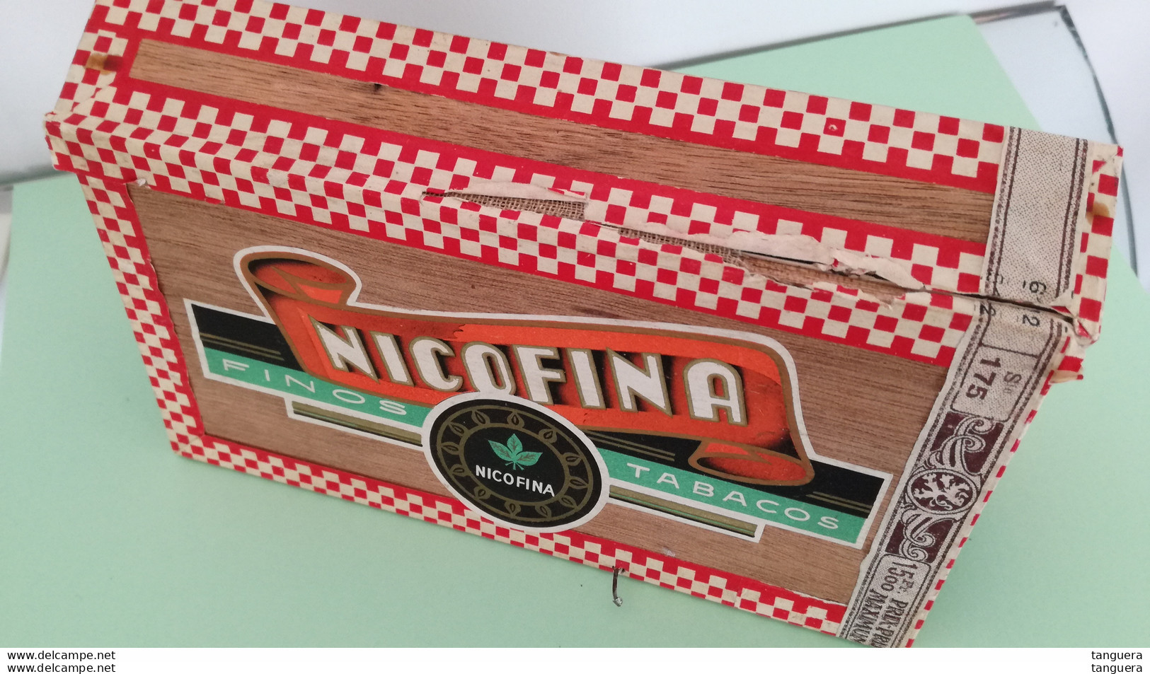 50 Cigarillos Selectas NICOFINA Houten Kist Voor Sigaren Boïte En Bois Pour Cigares 18,5 X 9 X 3,2 Cm Tax Sie 175 - Bodegas Para Puros (vacios)