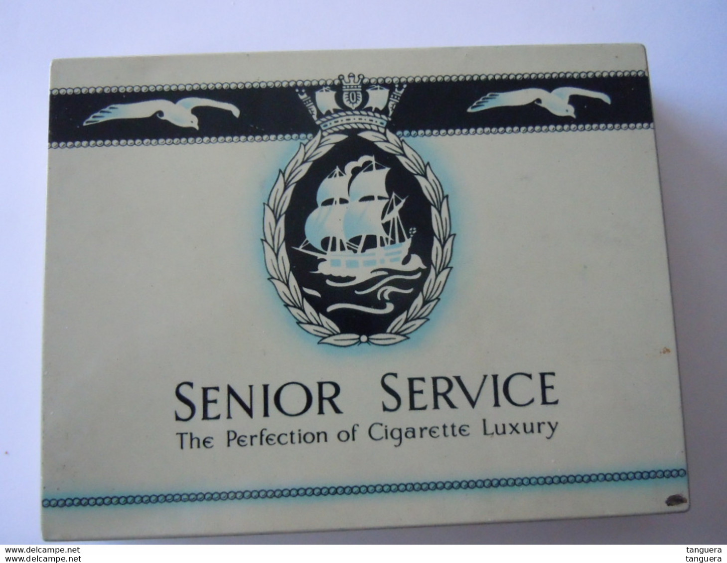 Senior Service The Perfection Of Cigarette Luxury Boîte En Metal Cigarettes Blikken Doos Sigaretten 14,2 X 11 X 1,7 Cm - Other & Unclassified