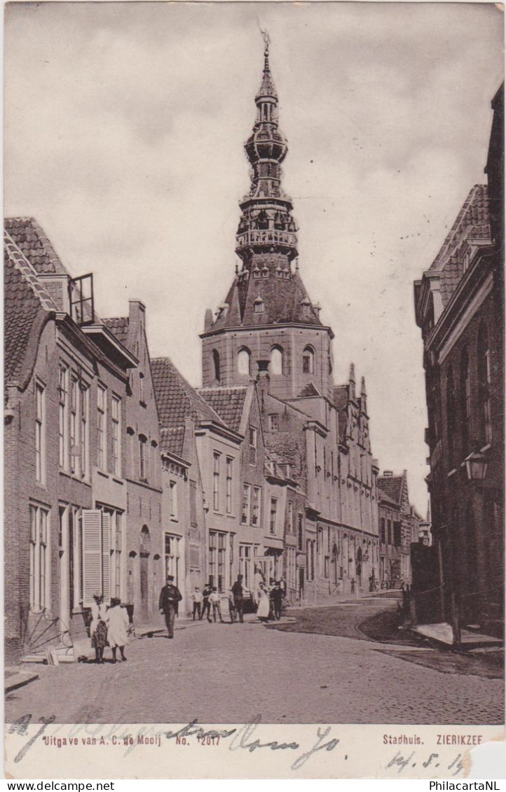 Zierikzee - Stadhuis Met Volk - 1906 Stukje Van Hoekje Af Rechtsonder - Zierikzee