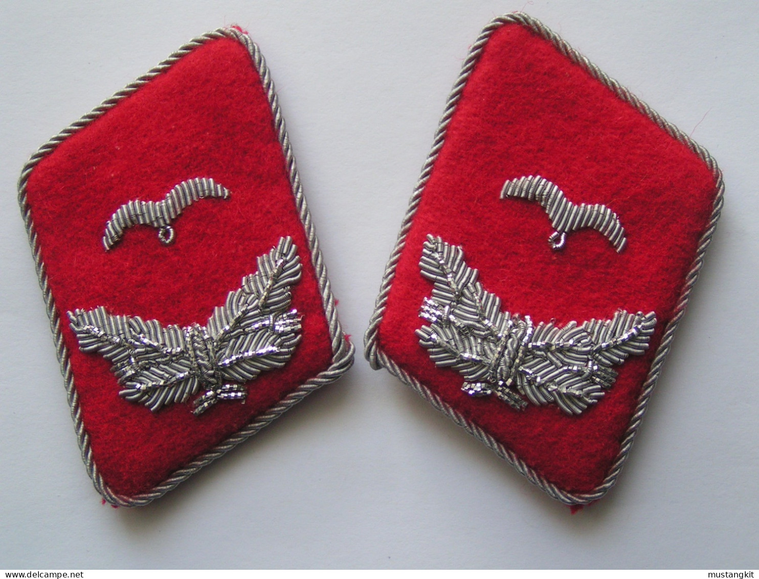 MILITARIA WW2 LUFTWAFFE DCA INSIGNE DE COL GRADE SOUS LIEUTENANT - 1939-45