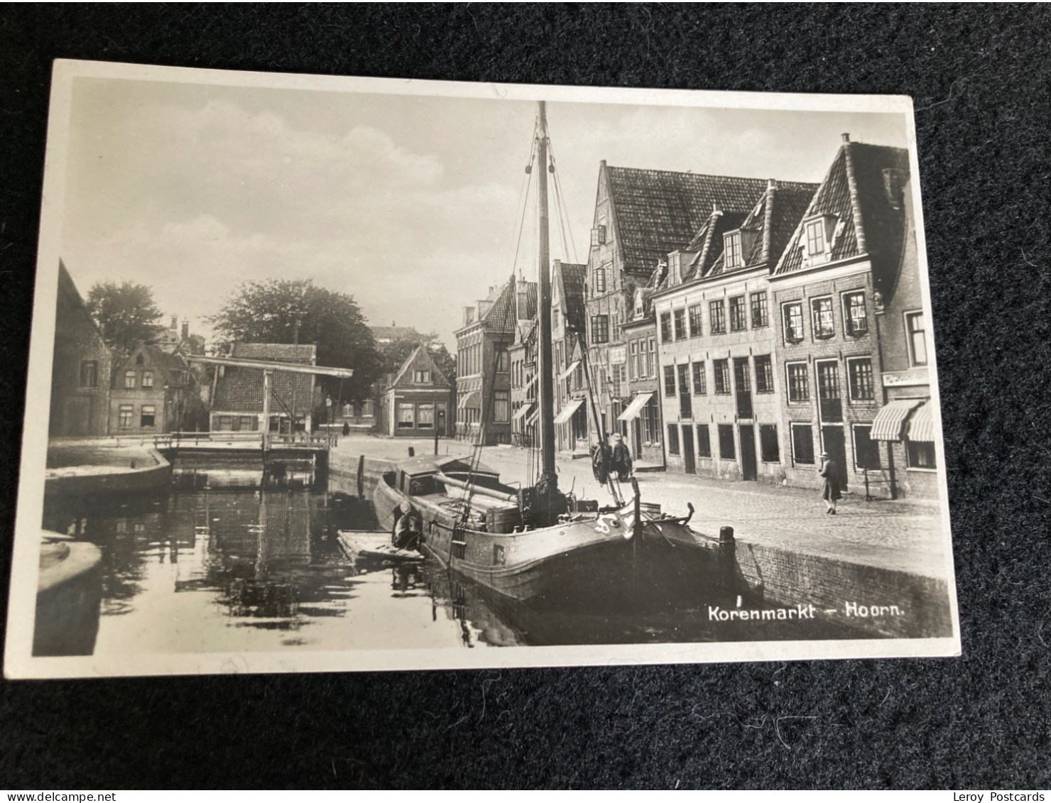 A32 Hoorn Korenmarkt Met Zeilschip - Hoorn