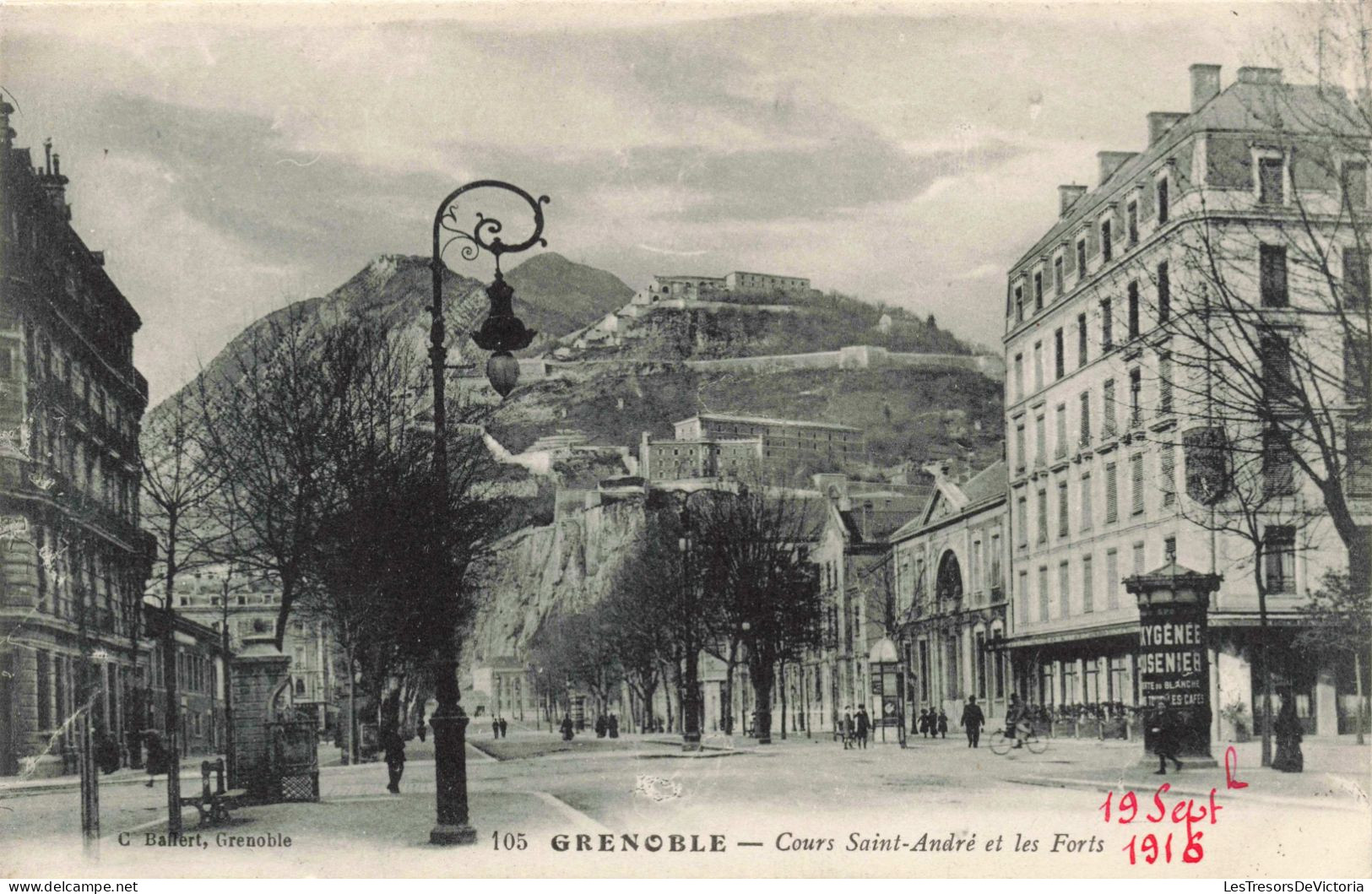 FRANCE- GRENOBLE - Cours St André Et Les Forts -  Animé - Carte Postale Ancienne - Grenoble