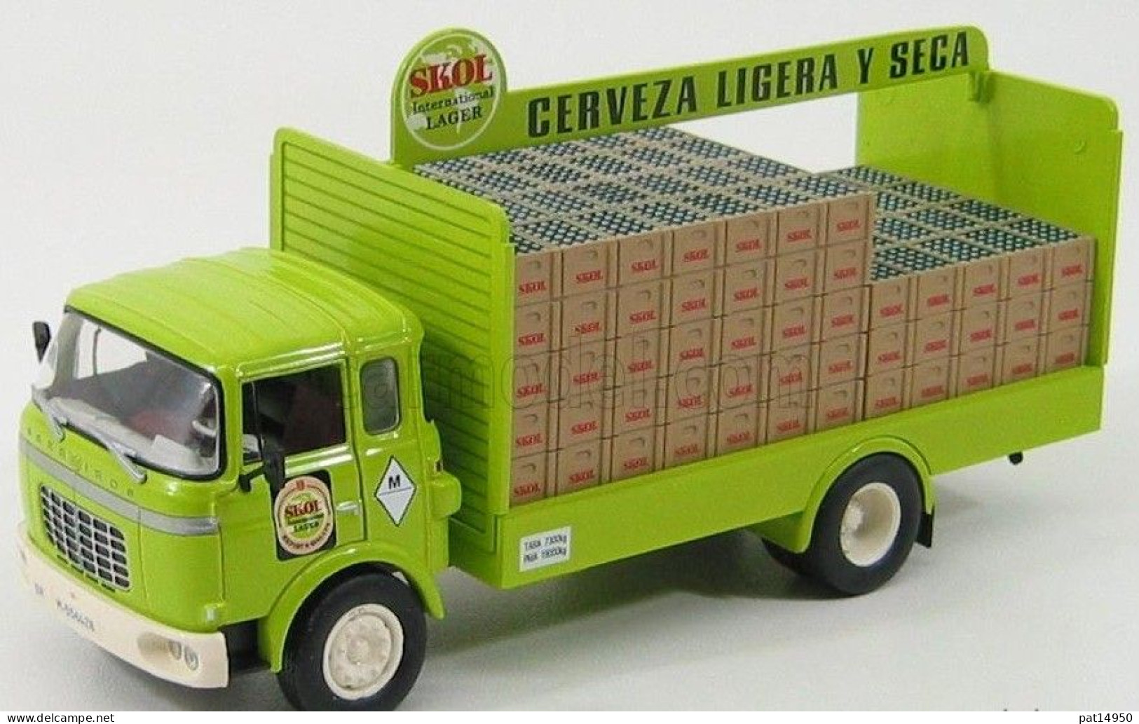 PAT14950 CAMION BARREIROS AZOR ( BERLIET GAK ) CERVEZA SKOL BIERE ESPAGNE - Autocarri