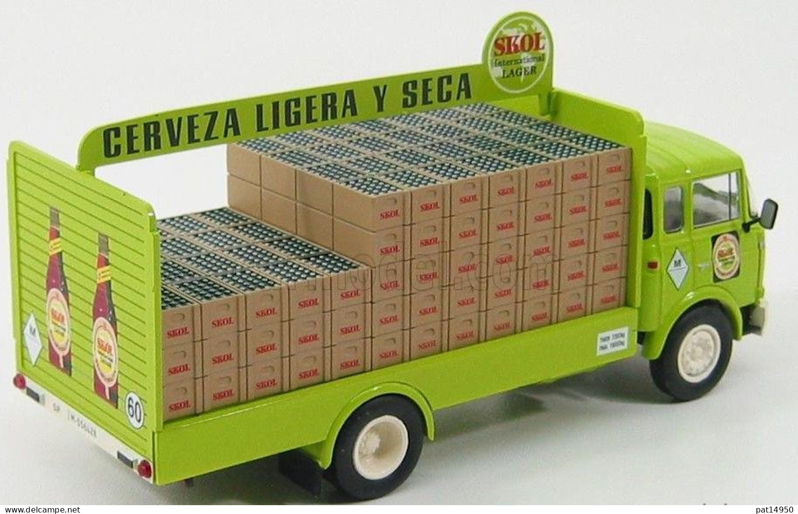 PAT14950 CAMION BARREIROS AZOR ( BERLIET GAK ) CERVEZA SKOL BIERE ESPAGNE - LKW