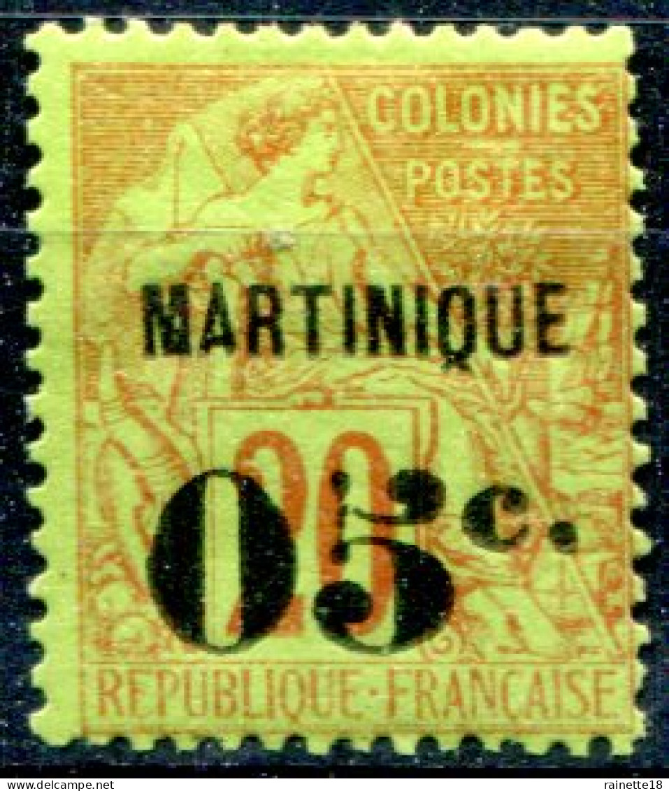 Martinique        N°  4 * - Nuovi