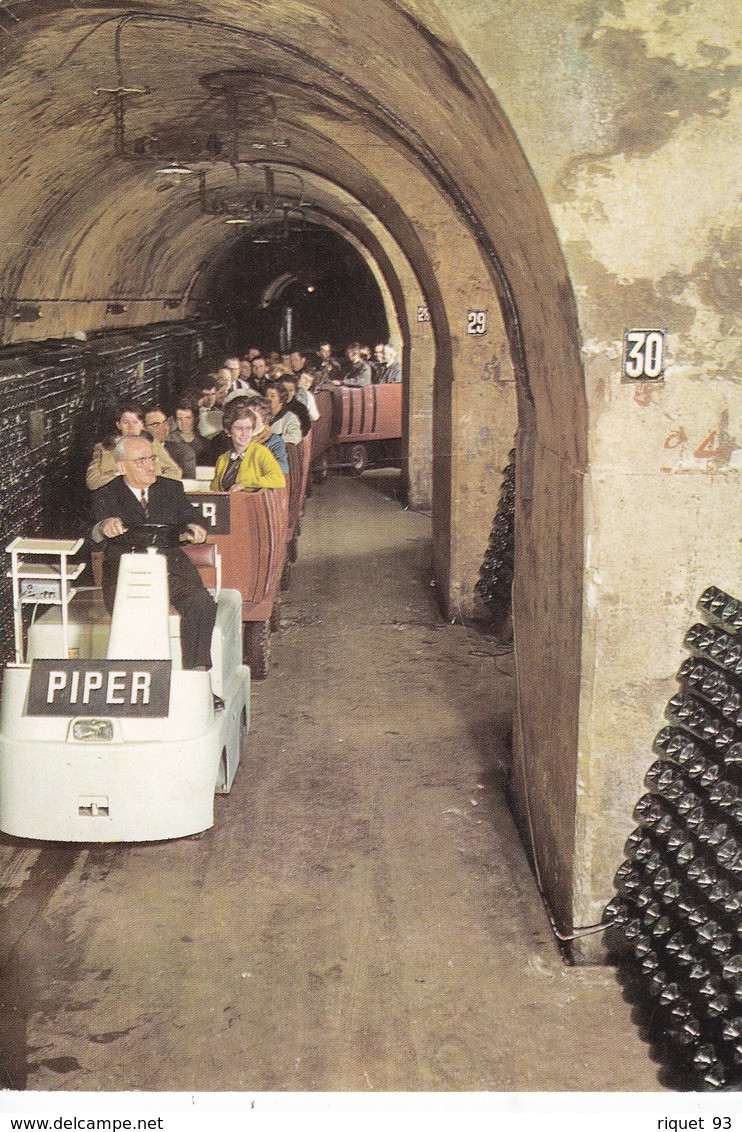 CHAMPAGNE PIPER-HEIDSIECK - Visite Des Caves En Petit Train - Reims