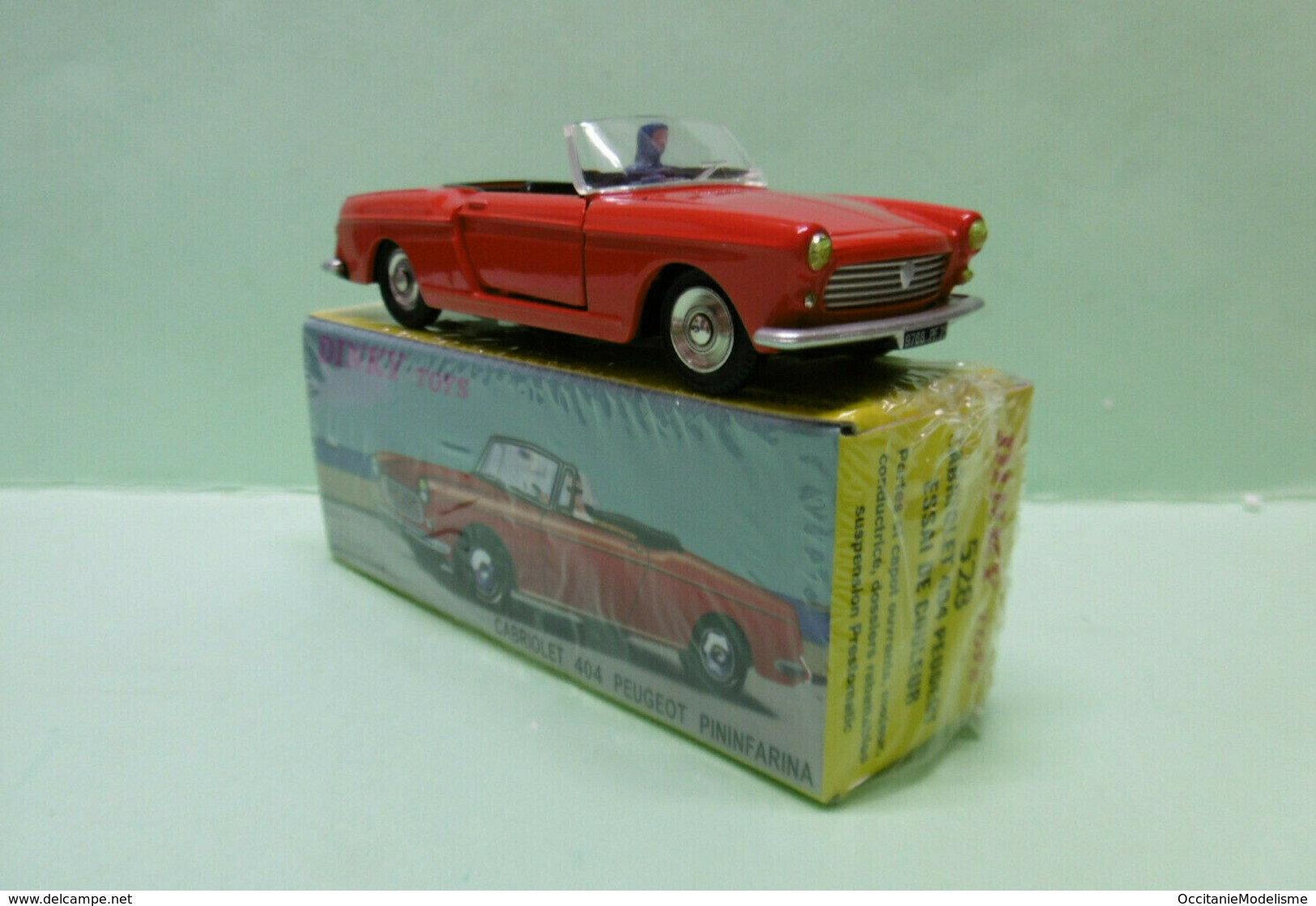 Dinky Toys / Atlas - PEUGEOT 404 Cabriolet Pininfarina Rouge Réf. 528 Neuf 1/43 - Dinky