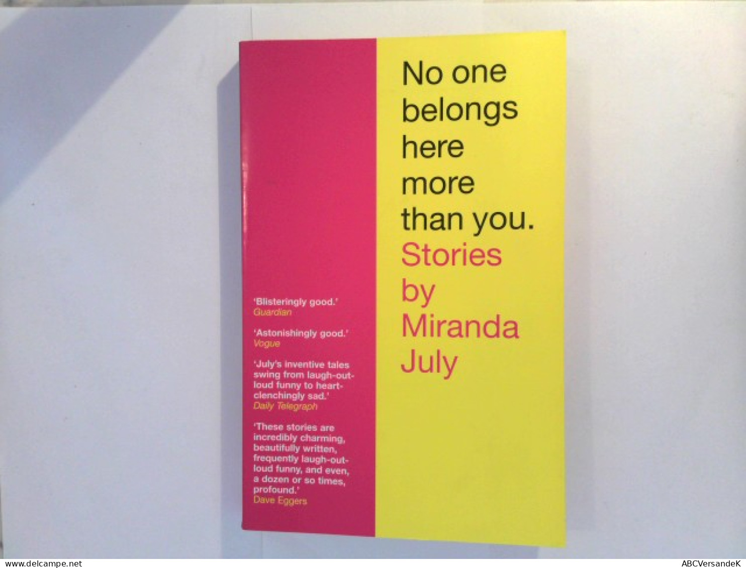 No One Belongs Here More Than You - Stories - Kurzgeschichten