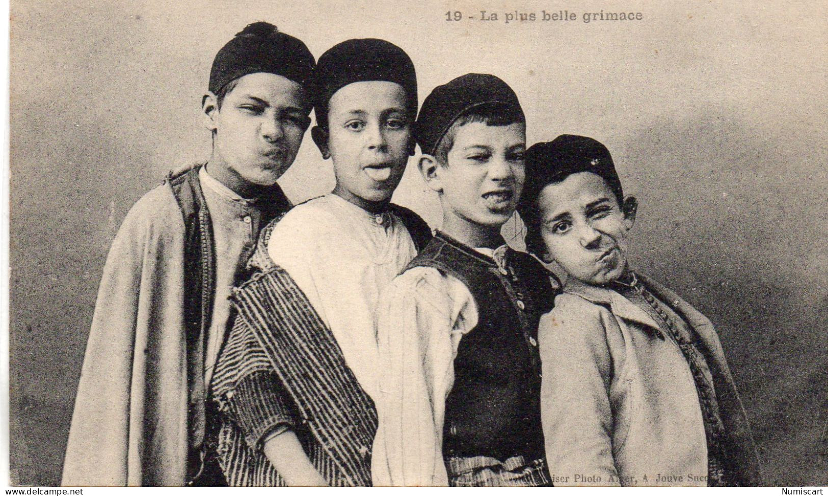 Algérie Animée La Plus Belle Grimace - Kinder
