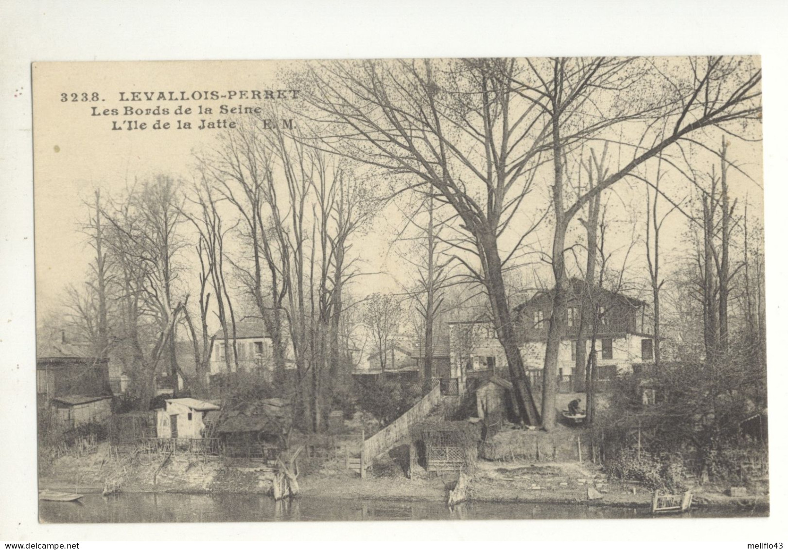 92/ CPA - Levallois Perret - Bords De La Seine - L'Ile De La Jatte - Levallois Perret