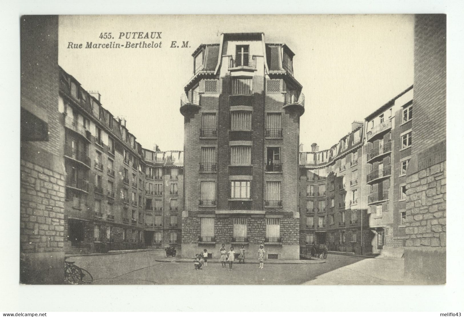 92/ CPA A - Puteaux - Rue Marcelin Berthelot - Puteaux