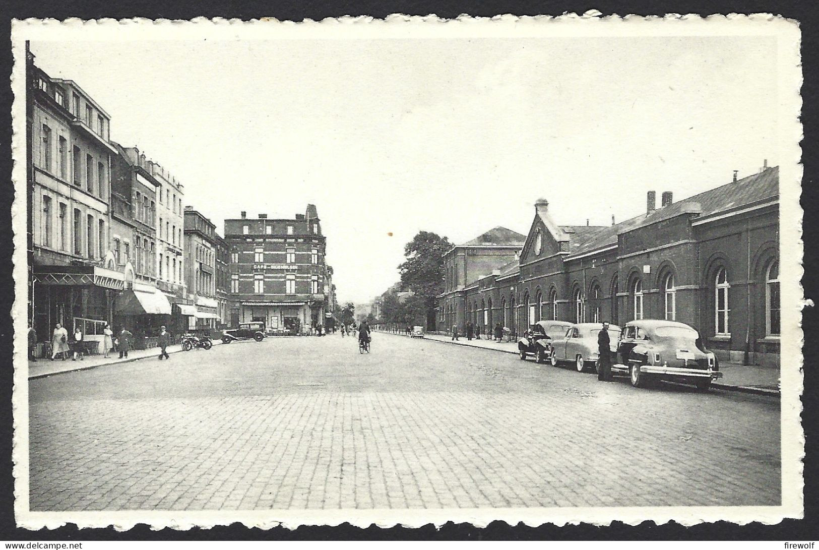 W07 - Hasselt - Statieplein / Place De La Station - Hasselt