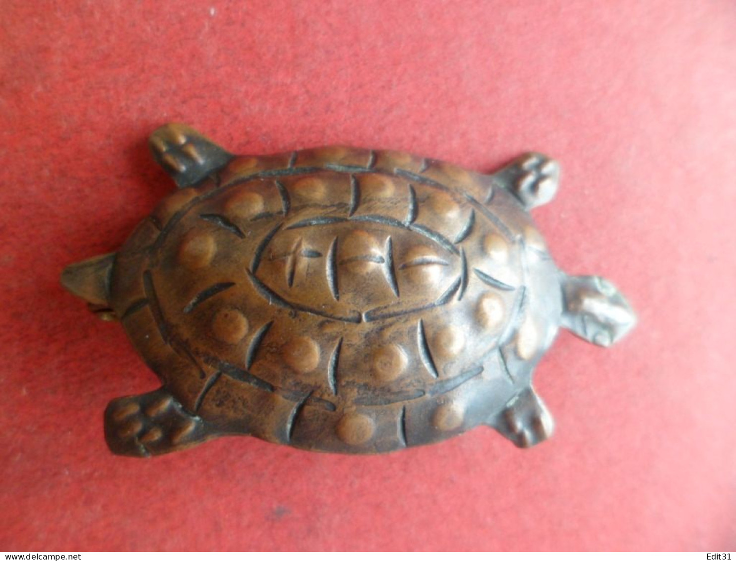 Vieille Broche Cuivre Animal Marin Tortue - - Brooches