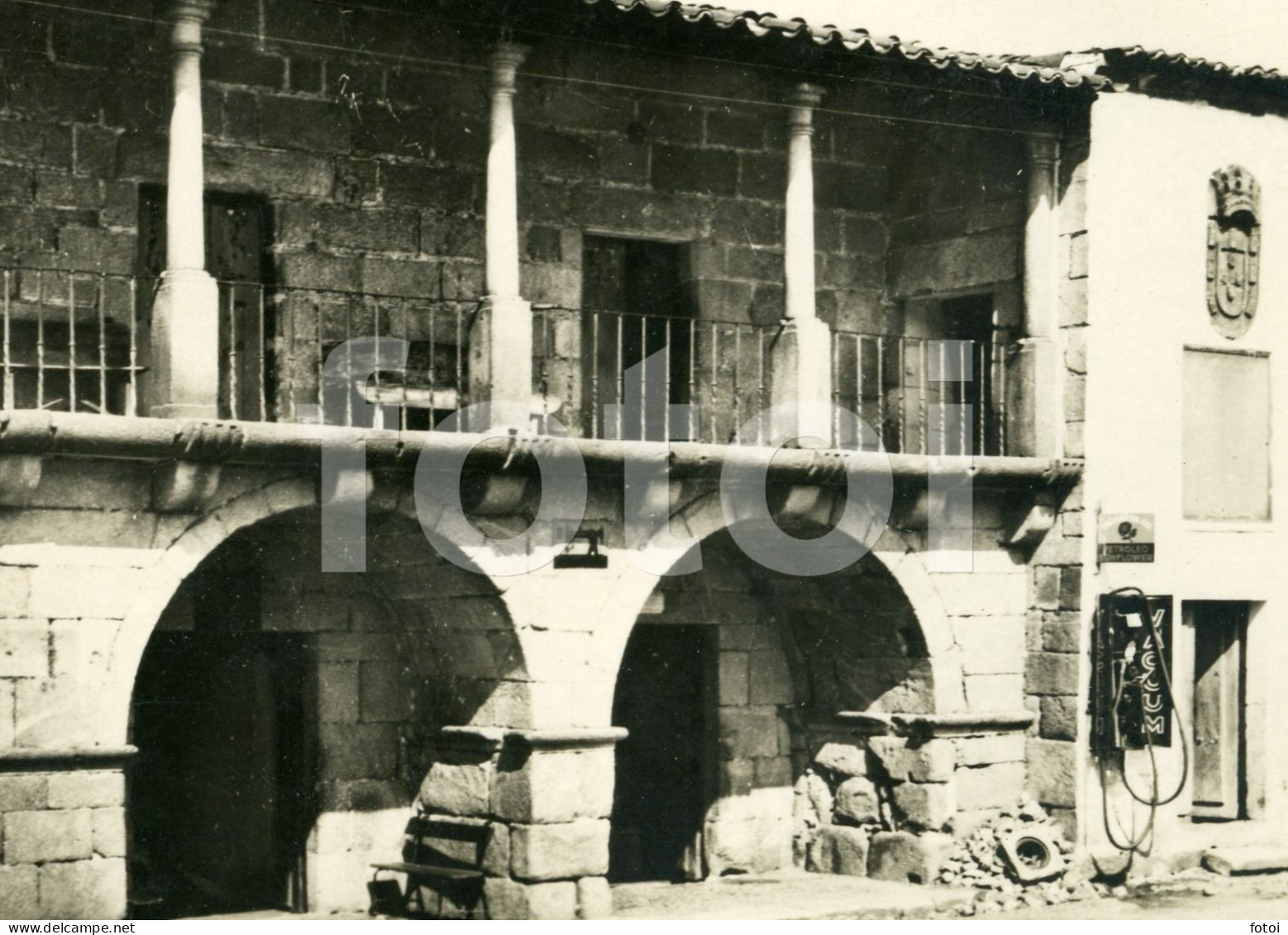 1954 REAL PHOTO POSTCARD VACUUM OIL PETROL STATION MIRANDA DO DOURO BRAGANÇA  PORTUGAL CARTE POSTALE - Bragança