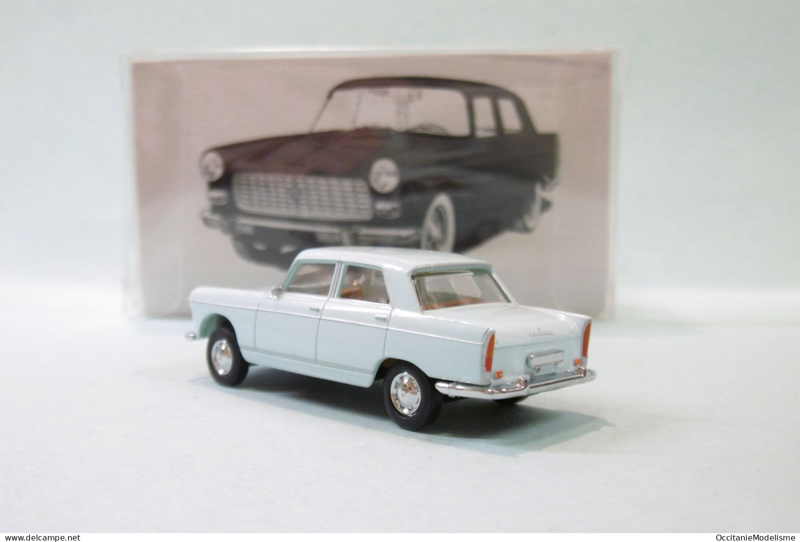 Brekina / SAI - PEUGEOT 404 Bleu Pastel Réf. 92979 / 2321 Neuf NBO HO 1/87 - Véhicules Routiers